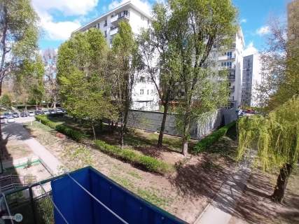 Rozkładowe mieszkanie pod wynajem 5 min do metra 