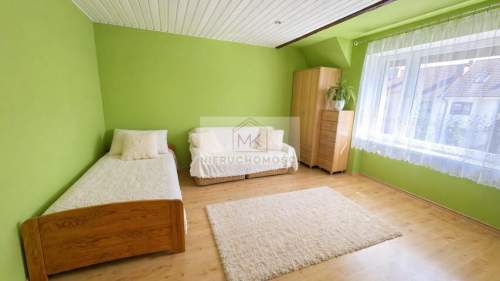 Skrajny szereg, dom, uzytkowa 127m2, cał 212m2, działka 466m2,...