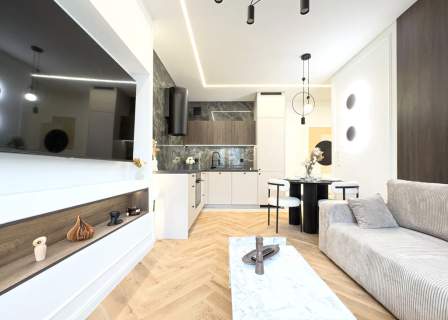 -RYNEK-PO REMONCIE OD ARCHITEKT-M.MIEJSKIE-BALKON-