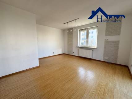 2 pokoje Balkon Garaż Komórka