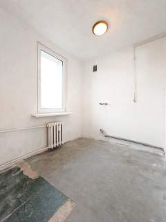 Mieszkanie 52 m 2/3 pokoje 3 piętro Rynek balkon