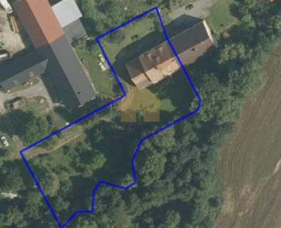 Dom z dużą działką ok 35 arów.