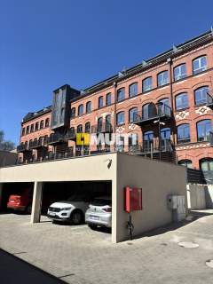 Loft 42 m2 - 2 pok. garaż, winda i piwnica.