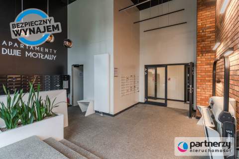 Dwupoziomowy apartament z ogrodem