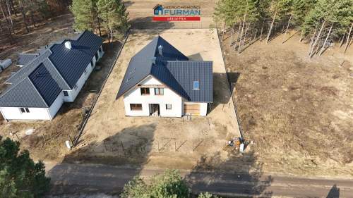 DOM WOLNOSTOJĄCY DOBRZYCA o pow. użytkowej 194 m2