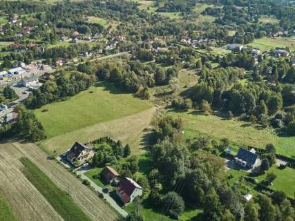 870 PUM, Siercza 500m od szkoły.