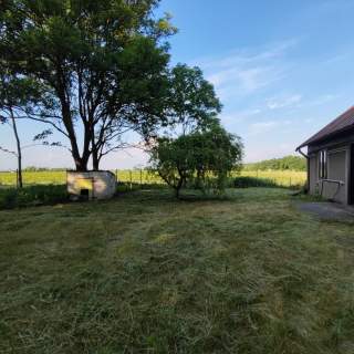 Dzialka 1421m z domem drewnianym