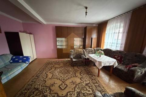 Dom z dużą działką ok 35 arów.