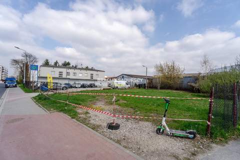 Działka przy Nowohuckiej w Krakowie pod inwestycje