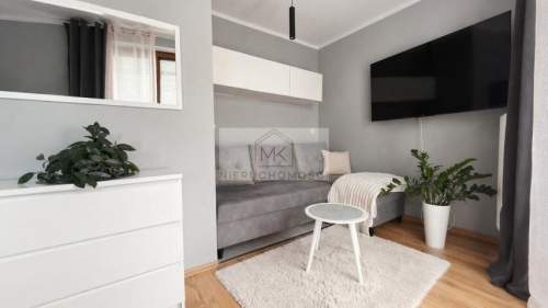 Wysoka kawalerka 24 m2 balkon garaż podziemny 2 piętro