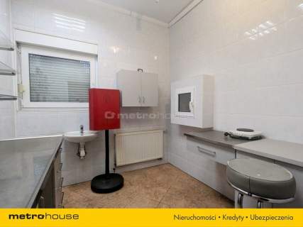 Przestronny lokal w centrum Karlina.