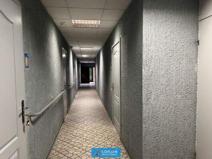 Samodzielny budynek usługowy 175 m2 z parkingiem