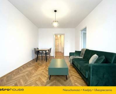 PARKING, PONAD 52m2, 2 PIĘTRO