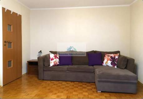 Bryły 50,7m2. 3 pokoje z kuchnią Loggia 5/10p.