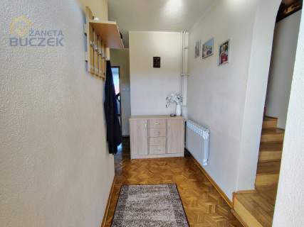 Duży dom z potencjałem na sprzedaż
