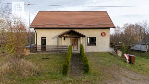 Przestronny dom z dużą działką Nowiny