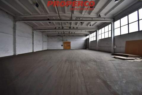 Hala magazynowa, pow. 550 m2, Łódzka, blisko S7