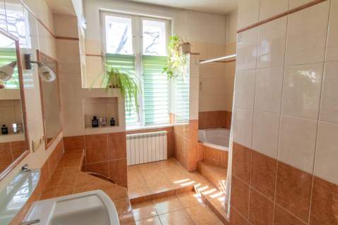 Stylowy apartament w centrum miasta o pow. 136m2