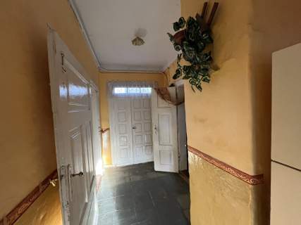 Drewniany dom na działce w Świeciechowie Dużym.