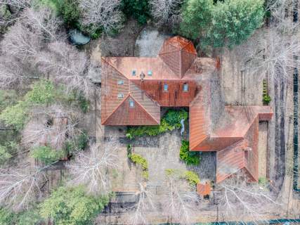 Wolnostojący dom w Sulejówku na działce 2591 m2