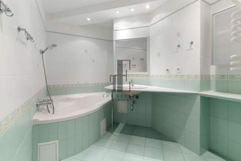 Słoneczny apartament Przy Parku szczęśliwickim.