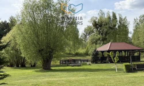 Dwa domy, z linią brzegową, nad jez. Szeląg Wielki