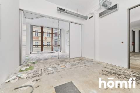Na wynajem lokal 185 m2 z witrynami Rynek 1 piętro