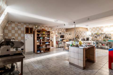Sala weselna hostel gotowy biznes w sercu Rozt