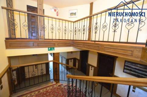HOTEL z RESTAURACJĄ nad jeziorem Czorsztyn