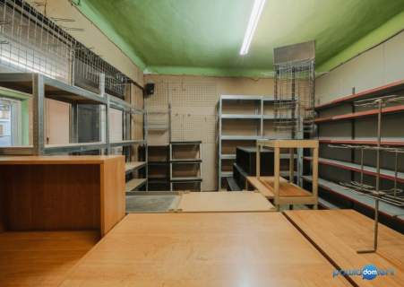 Lokal 47 m z gotowym najemcą i parkingiem Radom, Słowackiego