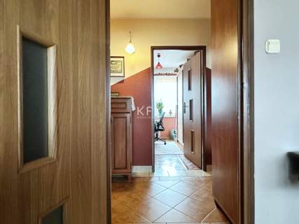 Przestronne M5 Oddzielna kuchnia Blok Balkon Film