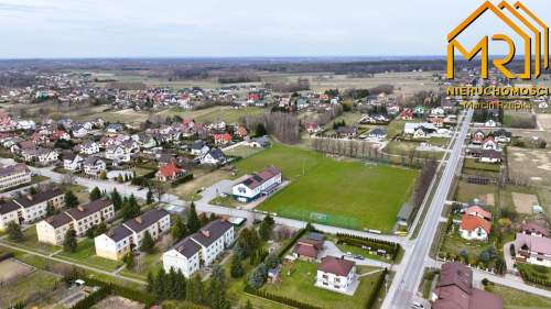 Dom wolnostojący z dużą działką , tylko 8 km od Br