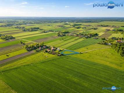Działka budowlana w malowniczej okolicy Poniatowa-Kolonia