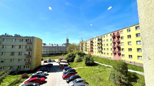 3 pokoje z osobną kuchnią wykończone pod klucz 