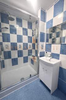 3 pokoje po remoncie balkon komórka lokatorska