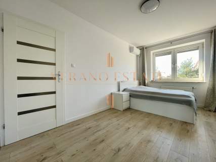 3 Pokoje Balkon Garaż Piwnica Dwustronne