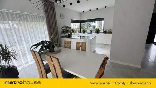 Nowoczesny dom z basenem w prestiżowej lokalizacji