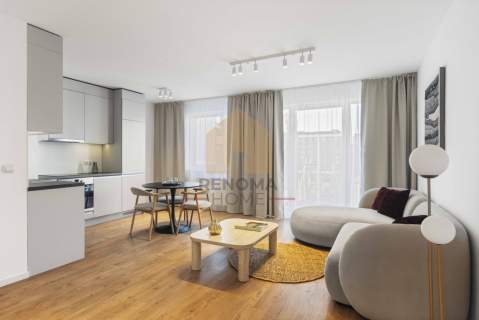Stare Miasto Salon 3sypialnie balkon parking