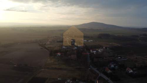 Działka inwestycyjna w Jaźwinie