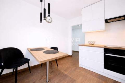 Mieszkanie 50m2 1 piętro garaż po remoncie balkon Młyńska Zamość