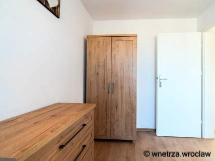ŚWIEŻO PO REMONCIE-UMEBLOWANE-MED.MIEJSKIE-BALKON.