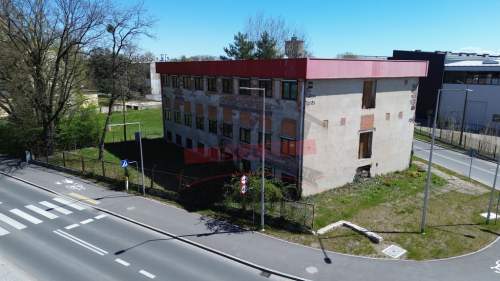 Budynek usługowy   hotel pracowniczy / inwestycja