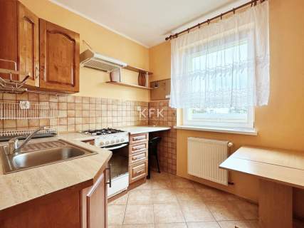 Wysoki Parter Balkon Teren Zamknięty BliskoCentrum