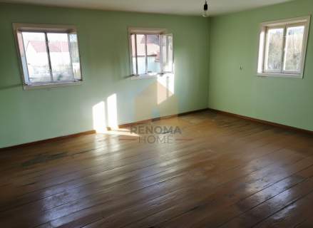 100m2 strych duża działka