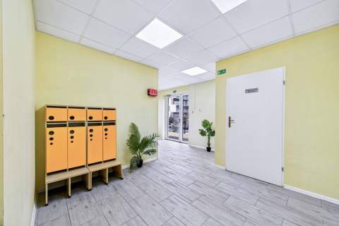 Na sprzedaż lokal usługowy, pow. 144,61 m 