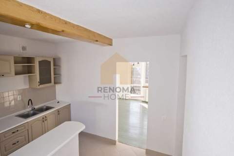 3 pokoje 58 m balkon Jawor