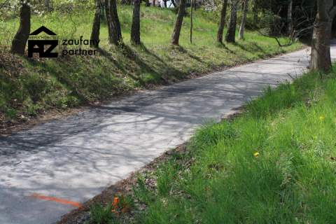 Fajna działka budowlana na wzniesieniu