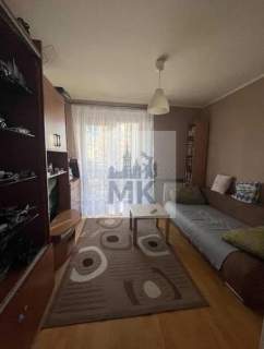50 m2 z balkonem, komórką i m. postojowym