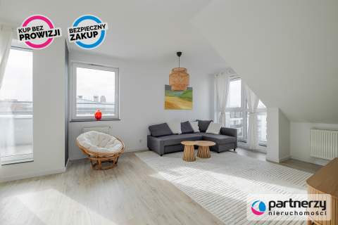 Apartament w Śródmieściu, 3 pokoje z m. postojowym