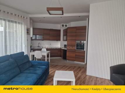 Apartament na Tylnej,miejsce postojowe i komórka